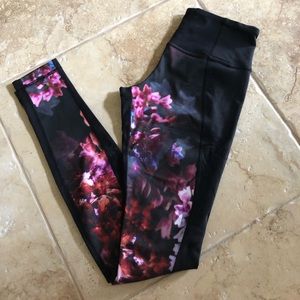 Lululemon leggings size 4